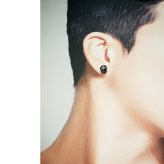 シルバーピアス メンズ いぶし銀 スカル スタッド 金属アレルギー対応ステンレス 片耳用 片方 シングル 骸骨 ドクロ 髑髏 黒 ブラック 男性用 アクセサリー おしゃれ かっこいい【全品1個ずつバラ売り】 プレゼント