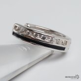 シルバー925 ストーンピアス フープピアス ブラックライン シルバーピアス キラキラ スタイリッシュ 大人 カッコイイ 小粒 片耳1点 メンズ 男性 金属アレルギー対応 イヤリング