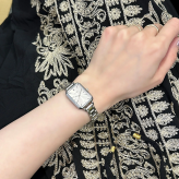箱なし カシオ 腕時計 レディース CASIO ホワイト 白 シルバー スクエア 長方形 メタル 海外モデル 逆輸入 小さめ 薄型 シンプル 上品 仕事 通勤 就職祝い 誕生日 母の日 プレゼント ギフト 成人 卒業 入学