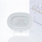 BERNARDAUD ベルナルド エキュム レリッシュ ディッシュ 21×15cm 単品 名入れ彫刻代込み 名前 彫刻 刻印 プレゼント ギフト 記念日 高級 ブランド 開店祝 新築祝 誕生日 法人 お皿 プレート インテリア ウェルカムボード オーバル だ円