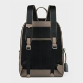 【無料ラッピング】 ポールスミス Paul Smith リュック クリーンレザー トラベルバックパック トラベルバッグ 通勤 ブランド 正規品 新品 ギフト プレゼント 人気 おすすめ 誕生日 記念日 クリスマス 送料無料 psm522766