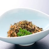 【送料無料/包装あり/のし可】料亭のご馳走「特選」【ちりめん山椒・きんぴらまぐろ・昆布ふりかけ】《熨斗可 佃煮　ふりかけ　昆布  鮪 マグロ おじゃこ 京都 料亭 下鴨茶寮 ギフトセット 内祝い 出産祝い 結婚内祝い プレゼント 還暦祝い お返し 中元 歳暮 米寿 お土産》