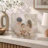家族写真 ガラスブロック 記念 夫婦 成長記録 両親 ギフト 写真立て 写真入り オリジナル 銀婚式 感謝 オーダーメイド サプライズ 母の日 金婚式 思い出 置き物 リビング 記念日 誕生日 ディスプレイ 名入れ 高級 ファミリー 結婚記念日 親孝行 父の日 フォトギフト 敬老の日 贈り物 記念写真 おしゃれ 三世代 フォトキューブ 写真プレート フォトフレーム 記念品 赤ちゃん 孫【c01】