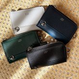 キーケース L.R.M NEO(ネオ) 角シボ合皮キーケース バイカラー ロゴ おしゃれ レディース プレゼント ギフト 贈り物 おすすめ 新作 合皮 女子高校生 女子中学生 社会人 普段遣い クリスマス 誕生日 鍵 フック キーカバー カード カードケース ポケット 小さめ 小さい