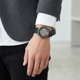 カシオ 腕時計 メンズ レディース グレー ブラック 黒 アナログ チープカシオ チプカシ レザーベルト 海外モデル 逆輸入 50m防水 薄型 軽量 シンプル 学生 仕事 ビジネス 誕生日 プレゼント CASIO 収納ケース付き 成人 卒業 入学