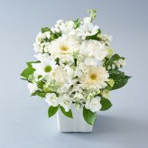 メモリアルアレンジメントS 線香 お供え お盆 新盆 四十九日 お彼岸　そのまま飾れる アレンジメント 生花 花市場から直送お供え花 供養 
