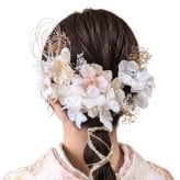髪飾り 成人式 振袖 卒業式 卒業袴 結婚式 和装 白無垢 色打掛 七五三 前撮り 着物 ブライダル ウェディング ヘアアクセサリー ヘッドドレス 造花 アーティフィシャルフラワー プリザーブドフラワー かすみ草 水引 組紐 紐アレンジ パール 純白 ゴールド 花澄 かすみ セット お呼ばれ 結納 記念撮影 ギフト プレゼント 贈り物 誕生日 記念日 娘 孫 友達 姪っ子 お祝い ヘアピン
