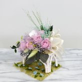 【最後の1点】花待ちの小さなイス ― 7つの薔薇の約束 ―　プリザーブドフラワー　ドライフラワー 　お祝い 　飾り　ウェディング