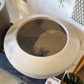 植木鉢 おしゃれ 大型 18号 鉢カバー ベトン ユリウス ロー 屋外向け 高級 丸型 北欧 観葉植物用 サボテン 特大 インテリア プランター 深型