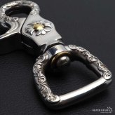 唐草 重厚 クロス キーリング キーホルダー キーフック クリップ 十字架 フレア アラベスク キーチェーン silver シルバー 鍵 小物 メンズ 男性