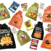 【8袋 巾着】【ハロウィン】【プチギフト お菓子 詰め合わせ】2026年 セット 大量 個包装 子ども 小分 パーティー イベント 子供会 景品 プレゼント 販促品 すぐに渡せる 送料無料 男の子 女の子 キッズ スナック 贈り物 ばらまき キャンディ セット