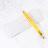 ペリカン Pelikan 万年筆 2026限定色 Classic クラシック パイライト M200 ペン先EF(極細字) 特別生産品 高級筆記具 インク特典有 万年筆 文房具 送別会 誕生日 お中元 還暦祝い 結婚祝い 結婚式 高級 父の日 母の日 即日発送 クリスマスプレゼント 文房具 成人祝い ビジネス小物 ホワイトデー