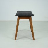 スツール 完成品 無垢材 レッドオーク 天然木 ナチュラル・ブラウン 本体:W46xD32xH43cm座面:W43xD29cm 椅子 腰掛け チェア コンパクト ナチュラル ブラウン おしゃれ