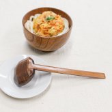 おたま レードル お玉 21.5cm キッチンツール 調理器具 木 ミニ 木製 天然素材 小さい すくいやすい 漆塗り 天然木製 軽い シンプル ナチュラル キッチン雑貨 調理道具 お鍋 お湯 湯豆腐 うどん ラーメン