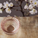 感謝の贈り物ボックス 淡麗旨口の日本酒景虎と国産ワインセット(アルプス 完熟コンコード辛口赤ワインやや辛口(長野県)720ml諸橋酒造越乃景虎 超辛口 本醸造(新潟県)720ml
