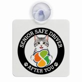 カーサイン 高齢者マーク SENIOR SAFE DRIVER サバ白 車内用 吸盤タイプ 収れん火災防止タイプ 肉球 日本製 車 ステッカー