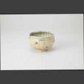 ヒワ錆点 片口抹茶碗 陶器 美濃焼 やきものの里から、暮らしを贈ります。　ギフト 食器 セット テーブルウェア