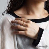 ステンレス スタッズリング 細身 カットリング ゴールドリング 指輪 シンプル キラキラ お洒落 ピンキー 細め ワンポイント プチプラ レディース 女性 金属アレルギー対応