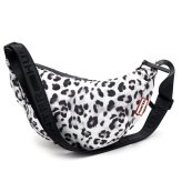 HUNTER ハンター ORIGINAL WOMENS SNOW LEOPARD SLING BAG ショルダーバッグ レディース スリングバッグ クロスボディバッグ 斜めがけ ヒョウ柄 レオパード スノーレオパード グレー ブラック HXRU0020262LD
