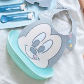 Disney ディズニー はじめてのエプロン 出産祝い エプロン お食事エプロン スタイ お食い初め ミッキー ミニー 女の子 男の子 防水 よだれかけ よだれカバー ポケット 幼稚園 保育園 調節可能 ベビー キッズ