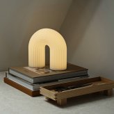 ferm LIVING ファームリビング アーチ型 Vuelta ヴエルタ ポータブル ランプ ポータブルライト持ち運び 間接照明 北欧インテリア LED 人気 ブランド おしゃれ 充電 照明