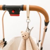 SALE￥1980→￥980【名入れ刻印無料】【2点セット/クリップ＆マグホルダー】ベビーカー クリップ シューズクリップ マグストラップ ずれ防止 すべり止め ブランケットクリップ スニーカー 靴クリップ ベビーカーフック おでかけ便利グッズ 出産祝い ギフトセット 落下防止