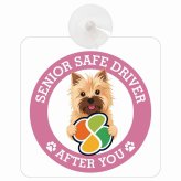 カーサイン 高齢者マーク SENIOR SAFE DRIVER ノーリッチテリア 車内用 吸盤タイプ 収れん火災防止タイプ 肉球 日本製 車 ステッカー
