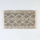 ラグ カーペット 玄関マット50×80cm シェイス グレー 優しいカラー 遊び毛防止 お手入れ簡単 ポリプロピレン パイル長 ノット数 エジプト 丸巻き 梱包サイズ