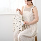 トートバッグ A4 通販 ラミネート はっ水 撥水 レディース トートバック おしゃれ 通勤 手提げ 通学 ハンド レッスンバッグ サブバッグ 雨の日 縦型 a4 自立 柄 お洒落 マチ付き 内ポケット ランチバッグ 可愛い かわいい ROOTOTE