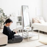 センターテーブル 幅80cm ガラス天板 ローテーブル リビングテーブル ノーイ 大理石調 ストーン柄 棚付き 収納 強化ガラス アイアン脚 モダン おしゃれ 北欧 一人暮らし ワンルーム ホワイト グレー 省スペース ローデスク 来客用 新生活 カフェ