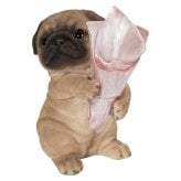 置物 woobia ウービア 犬 鼻ぺちゃ ブーケを持つパグ 一輪挿し 高さ17cm 花器 ぶさかわ リアル 本物そっくり イギリス生まれ 職人手彩色 縁起物 戌年 玄関 インテリア 新築祝い 引っ越し祝い 開店祝い 出産祝い 誕生日 お祝い ギフト プレゼント 犬好き パグ好き