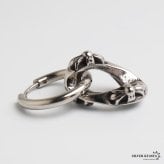 ステンレス チェーンの一コマピアス ドロップ クロス フープピアス ごつめ 揺れる かっこいい シルバー 片耳1点 十字架 大きめ 存在感 メタル メンズ 男性 金属アレルギー対応 イヤリング