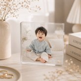 成長記録 ガラスブロック 男の子 記念写真 思い出 ディスプレイ 家族 両親 プレゼント 写真入り 記念日 祖父母 フォトフレーム 母の日 オリジナル 三世代 フォトギフト 記念品 写真立て 結婚記念日 親孝行 置き物 銀婚式 敬老の日 名入れギフト 高級 金婚式 クリスタル 写真プレート 写真 贈り物 おしゃれ フォトブロック 誕生日 感謝 父の日 オーダーメイド 名入れ ギフト 孫【c01】