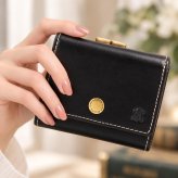 ベリーズヨーク　BELLIES YORK　三つ折り財布　ガマ口ポケット　BYTM1943BK　ブラック　黒色　ベジタブルタンニン　イタリアンレザー　牛革　”エイジングを楽しむ革小物”
