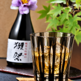 退職 異動 名入れ ギフト SXX 酒セット 日本酒 獺祭 純米大吟醸45 180ml & 黒耀切子グラス コサージュ付 木箱入り 訳ありアウトレット価格 / プレゼント ギフト 退職 記念 誕生日 還暦 古希 喜寿 傘寿 米寿 緑寿 早寿 長寿 祝い 数量限定販売