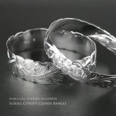 ハワイアンジュエリー バングル ハワイアンジュエリー ブレスレット 幅18mm 刻印 無料 サイズが選べる クローズバングル カットアウト スクロール シルバー925 太め 彼女 妻 女性 レディース 誕生日 プレゼント ハロウィン 【品番：B1040-18】