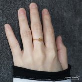 ステンレス フラワーリング ローズリング 細身 可愛い ゴールド 指輪 シンプル お洒落 ピンキー 細め ワンポイント 花 薔薇 一輪 プチプラ レディース 女性 金属アレルギー対応