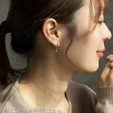 ピアス フープ つけっぱなし 小さめ ステンレス アレルギー対応 幅2.5mm × 内径 8mm 12mm 太め 中折れ 大人 上品 通勤 オフィス シンプル