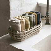 ferm LIVING ファームリビング セラミック バスケット オーバル 幅30cm 北欧雑貨 インテリア カゴ おしゃれ 小物入れ デンマーク 収納 陶器 ポットカバー 鉢カバー インテリア雑貨 北欧雑貨 キッチン 玄関 リビング