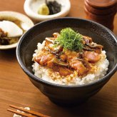 敬老の日 ギフト うなぎ 割烹 一愼 鰻 の ひつまぶし ｜鰻きざみ45g・吸い地（ダシ）120g・たれ10ml・山椒0.2g・おろしわさび2g・きざみのり0.5g各3袋｜敬老の日メッセージ付【お届け期間：9月19日～9月21日】 遅めの お中元 ※沖縄・北海道は配送不可