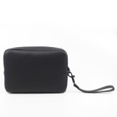 カルバンクライン　CK　Calvin Klein　セカンドバッグ　LV04D1257G UB1　ブラック BLACK　BOLD POUCH WITH HANDLE　ボールド ポーチ ウィズ ハンドル　クラッチバッグ　Europeライン