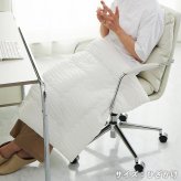 掛け布団 【とろける肌触り】 接触冷感 ひんやり ケット とろふわ 肌掛け布団 夏用 洗える キルトケット タオルケット レーヨンケット 掛け布団 夏布団 かけ布団 クールケット 冷房対策 丸洗い 軽量 涼しい おしゃれ 日本製 抗菌 防臭 消臭 掛布団