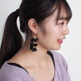 ピアス 金属アレルギー サージカルステンレス フック 落ちない 引っかからない 外れにくい フック 花びら フラワー タッセル 揺れる 上品 かわいい 大ぶり アシンメトリー ハロウィン コスプレ クリスマス パーティー