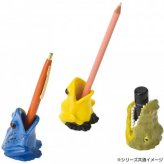 歯ブラシスタンド ワニ 陶器 歯ブラシ立て おしゃれ かわいい 洗面所 収納 ペン立て ハンコ立て アニマル 雑貨 インテリア デスク周り 癒し 贈り物 ギフト セトクラフト