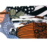 マリメッコmarimekko  シイルトラプータルハ 74329－123 エプロン ホワイト／ライトイエロー／オレンジ【キッチン　エプロン　プレゼント　贈り物　母の日　】【御結婚御祝・内祝・新築御祝・還暦御祝・御礼・寿・ギフト包装可能】