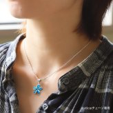 ハワイアンジュエリー プルメリア ペンダントトップ 刻印 無料 オパール プルメリア シルバー925 ロジウムコーティング ネックレス チェーン別売 ペンダントヘッド メール便 彼女 妻 女性 レディース 誕生日 プレゼント ハロウィン 【品番：SOP1006】