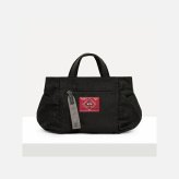 【無料ラッピング】 ヴィヴィアン ウエストウッド Vivienne Westwood トートバッグ Henry Small 日本製 ブラック ブランド 正規品 新品 ギフト プレゼント 人気 おすすめ 誕生日 記念日 クリスマス 送料無料 vwt522420