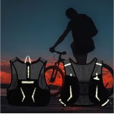 ランニング バックパック 軽量 通販 ランニングベスト 可愛い ランニングリュック ジョギングリュック リュック サイクリング ベスト マラソンザック 超軽量 通気性 男女兼用 大人 レディース メンズ ポケット ハイドレーションバッグ スポーツリュック