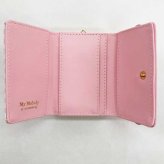 【11月10日入荷分予約受付中】 マイメロディ 口金財布 がま口 財布 レディース 二つ折り コンパクト サンリオ キャラクター グッズ かわいい おしゃれ 小銭入れ ギフト プレゼント ミニ財布 サンリオ正規ライセンス品