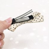 ヘアクリップ リボン かわいい 通販 Rora ドッティ 2個セット ヘアアクセサリー 髪飾り キッズ 子ども こども 女の子 ママ 姉妹 お揃い フォーマル カジュアル 卒園式 入学式 発表会 結婚式 可愛い おしゃれ 上品 キッズファッション
